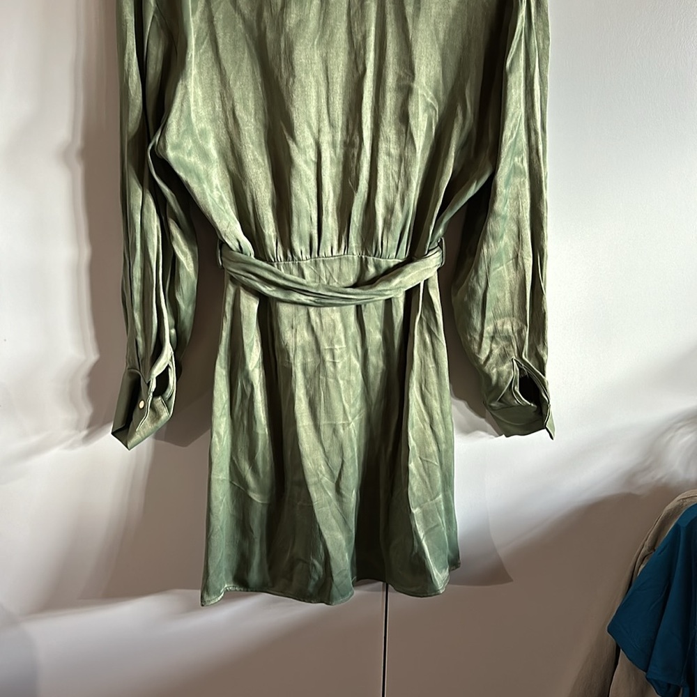 {VGUC} $89 ZARA Khaki Green Satin Belted Mini Shirt Dress - Picture 10 of 11